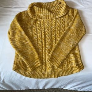 ADORABLE yellow sweater!!!